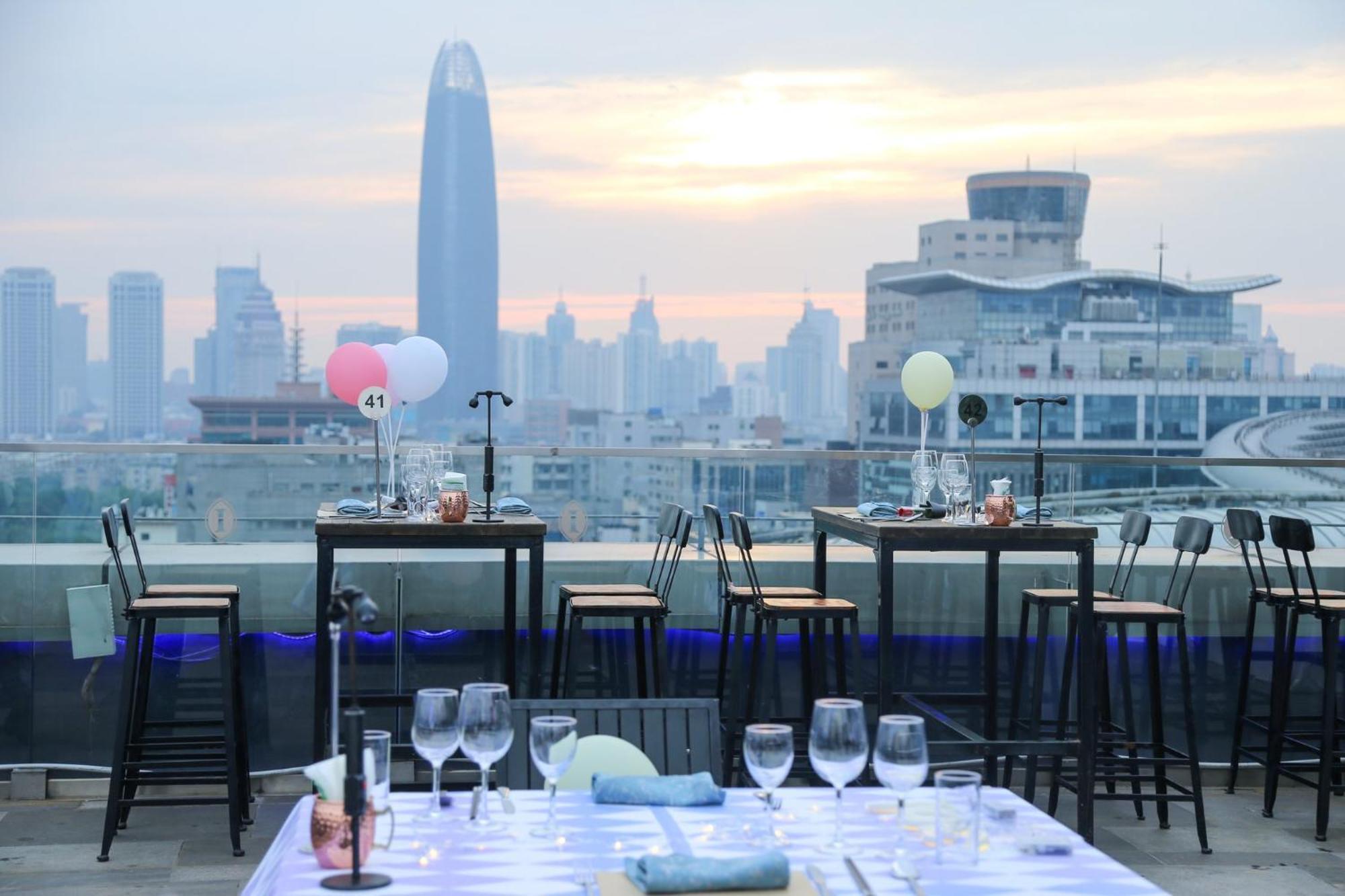 Intercontinental Jinan City Center By Ihg Экстерьер фото