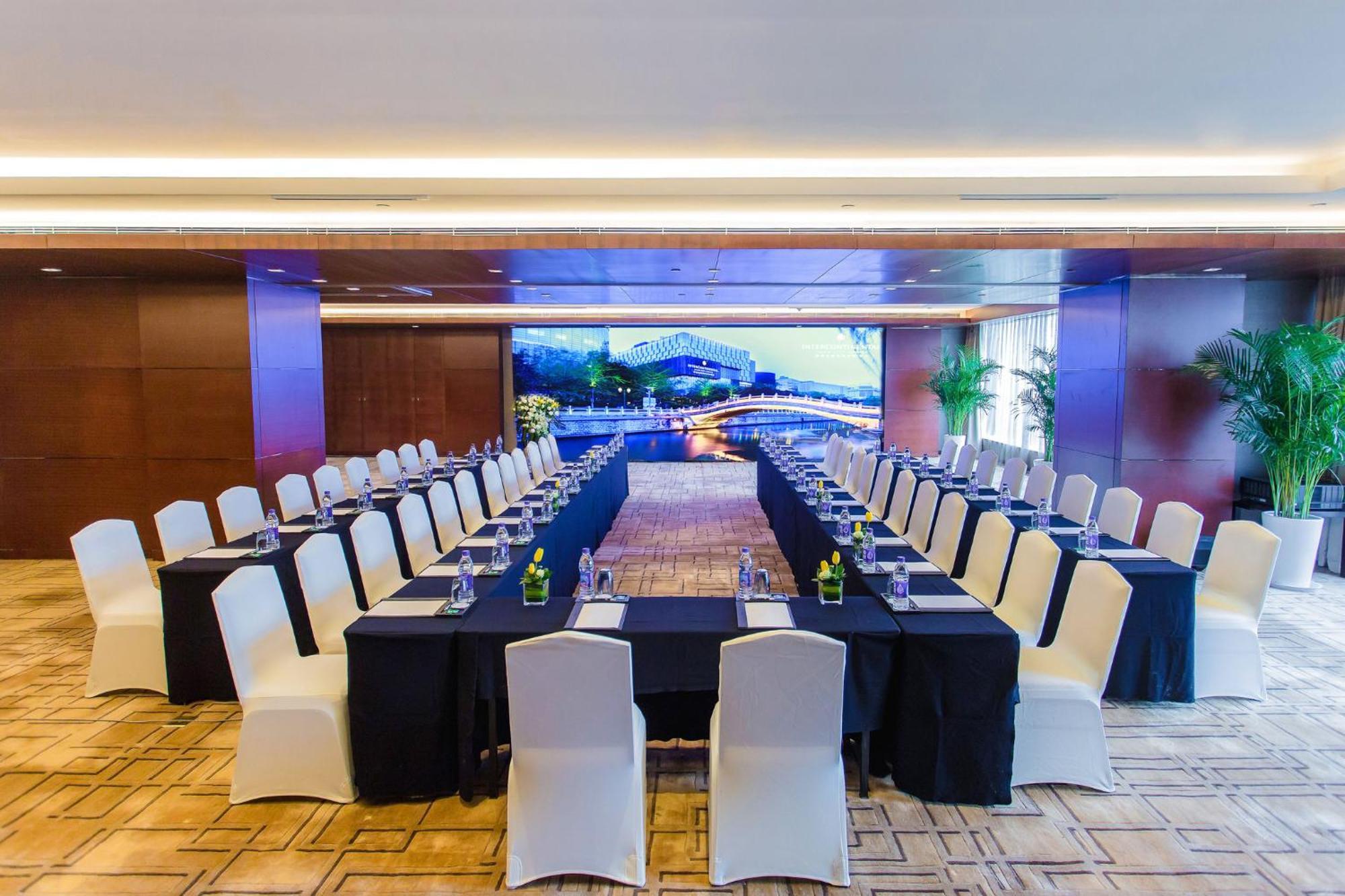 Intercontinental Jinan City Center By Ihg Экстерьер фото